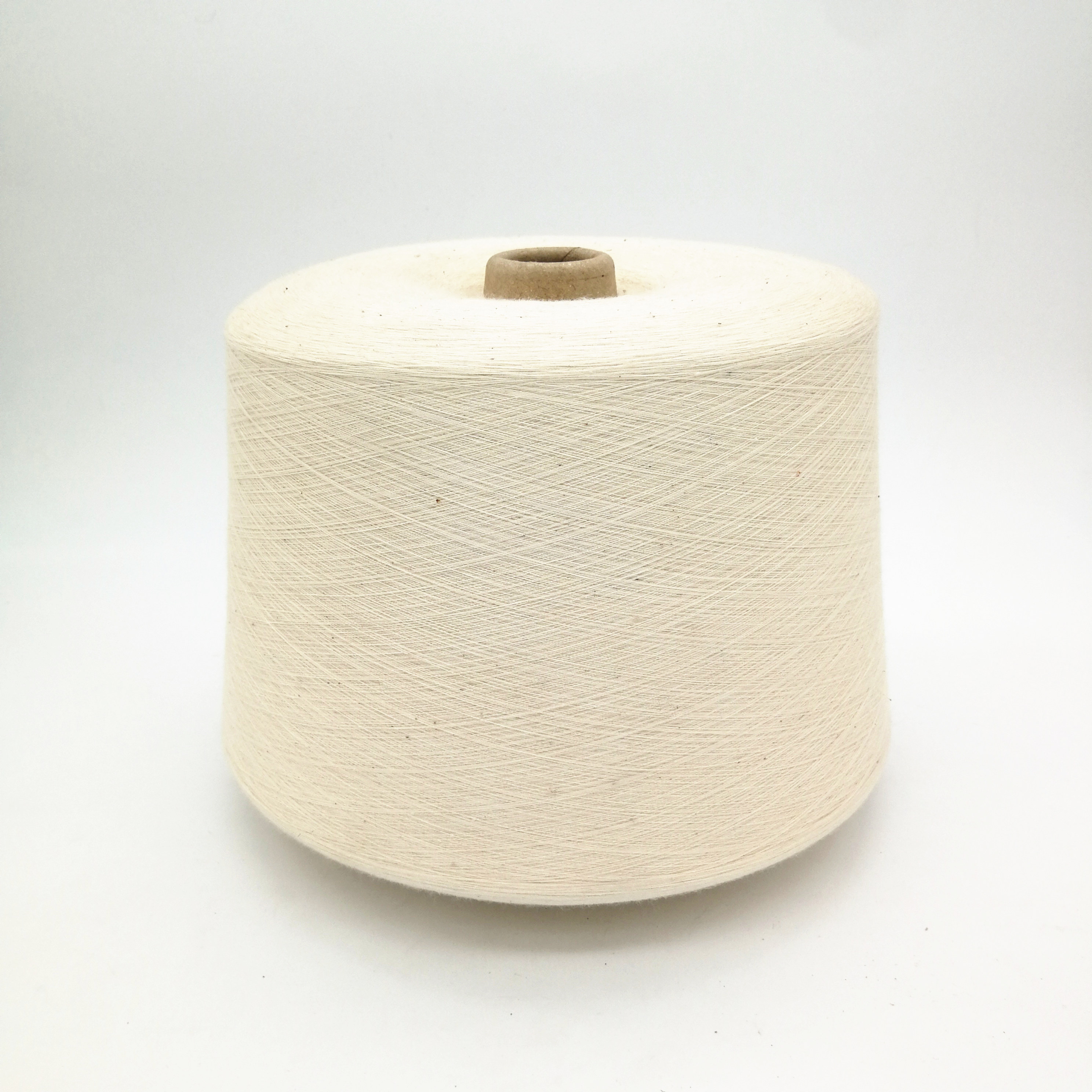 Pinakamabentang sinulid cotton yarn hand knitted sweater knitting 